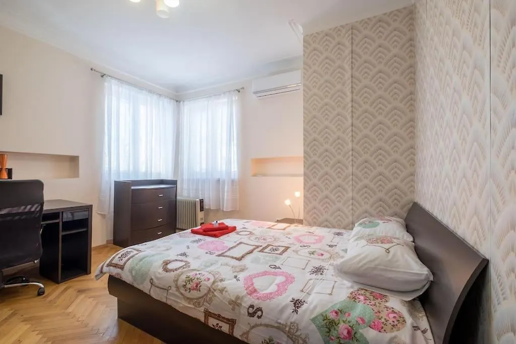 Very Central & Aristocratic 2 Bedroom Apartment With Air Conditioning Sofia 0*,