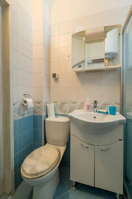Very Central & Aristocratic 2 Bedroom Apartment With Air Conditioning Sofia 0*,  Bulgarije