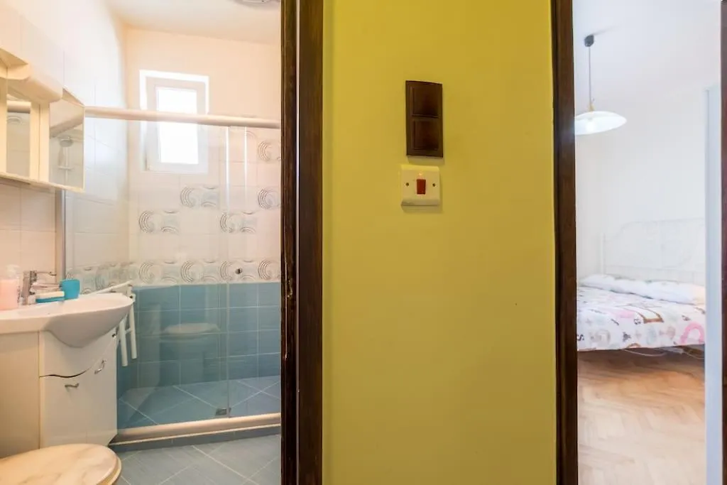 Very Central & Aristocratic 2 Bedroom Apartment With Air Conditioning Sofia 0*,